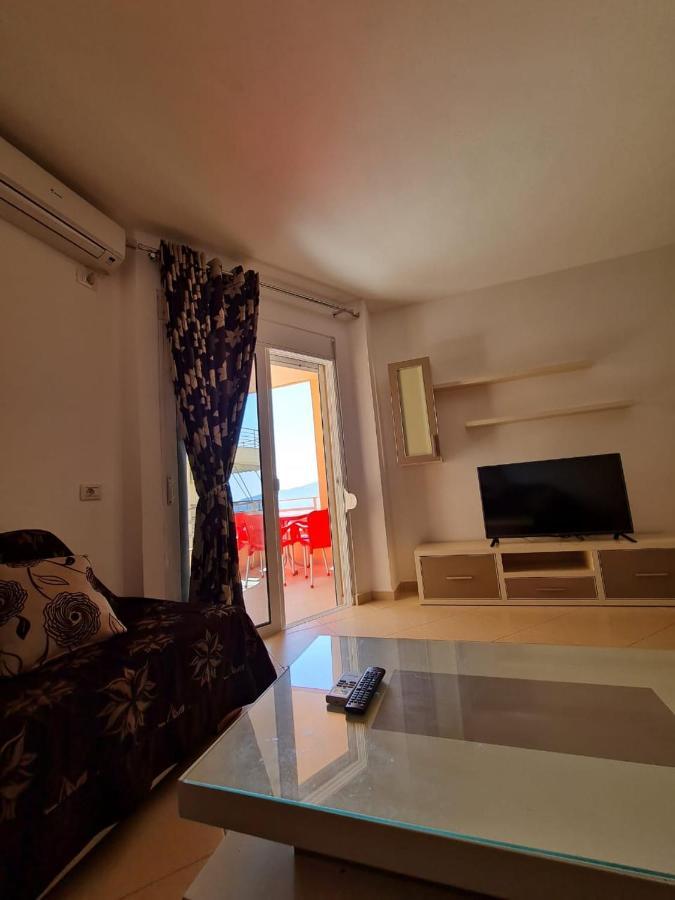 Meltin Apartments Sarande Exterior photo
