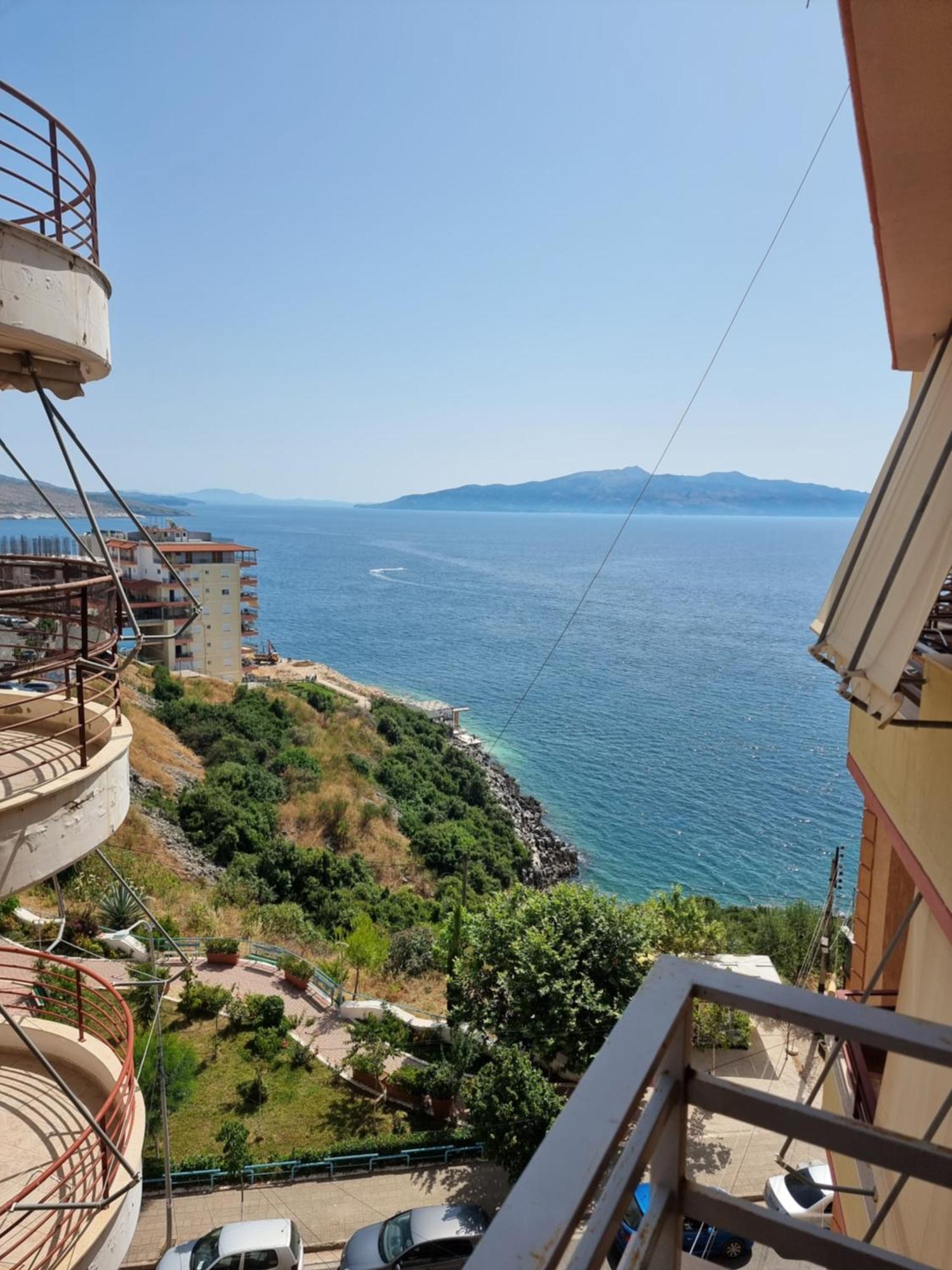 Meltin Apartments Sarande Exterior photo